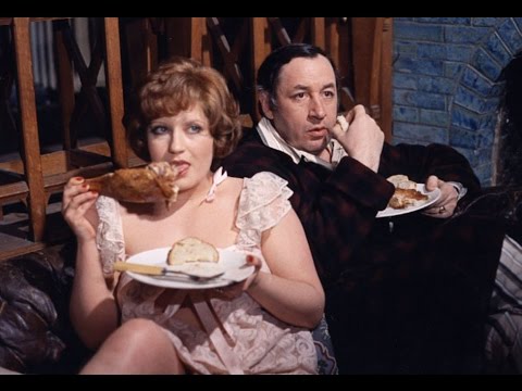 Fogones cercanos, by Cata Dora and Pierre d'Aceite